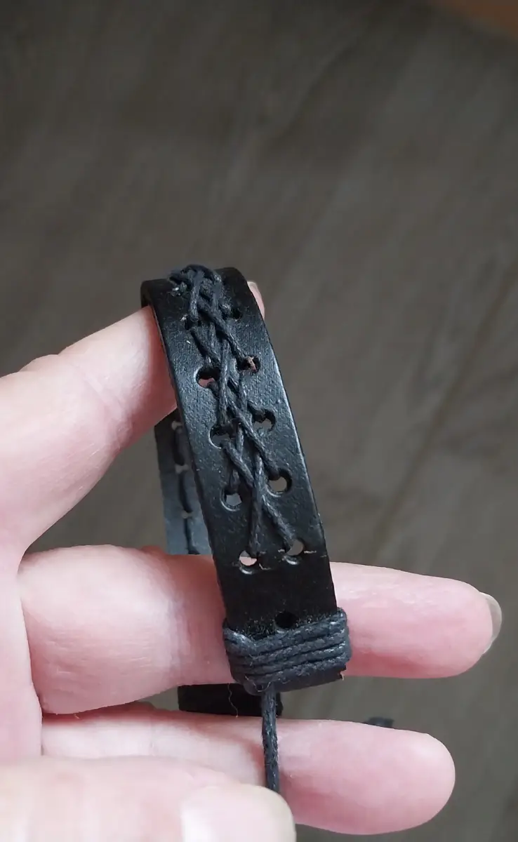 Leather friendship bracelet criss cross design