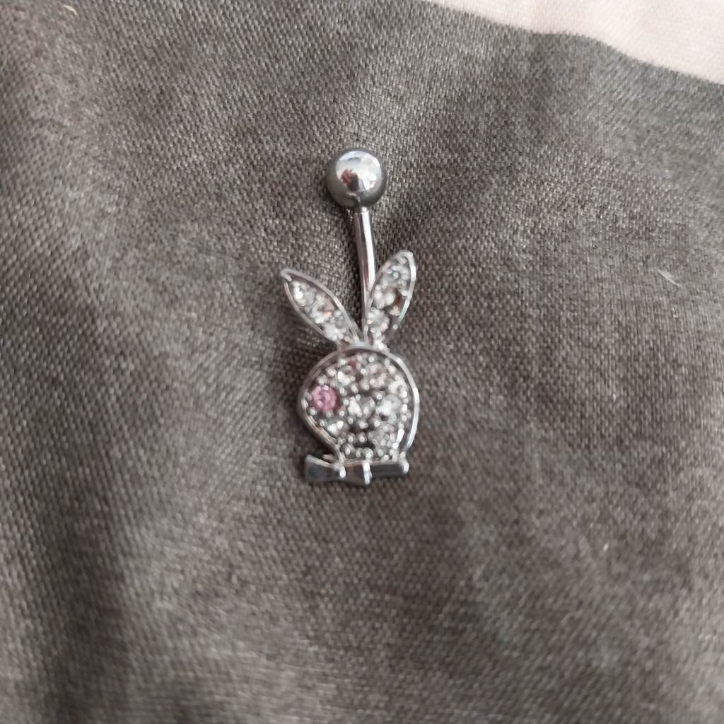 316L surgical steel playboy belly bar pink eye