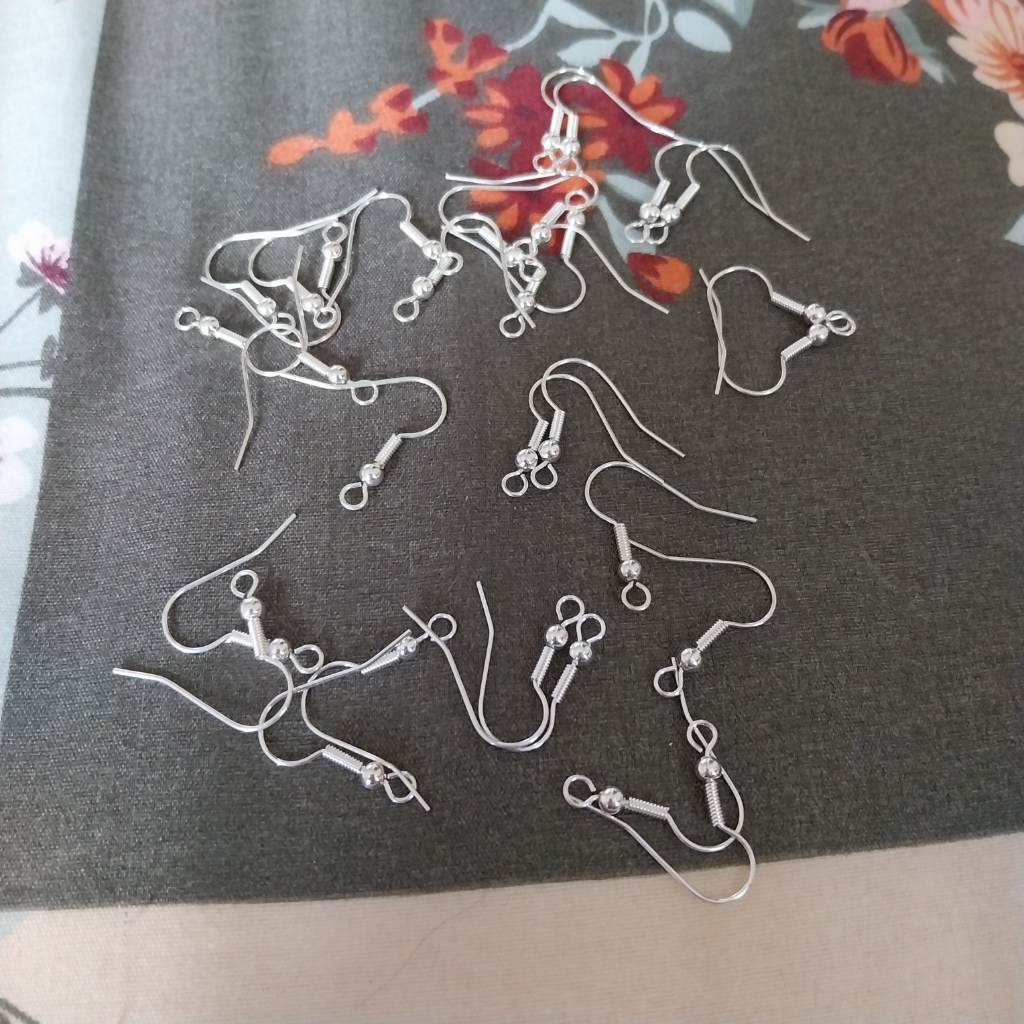 30 x silver coloured earring findings