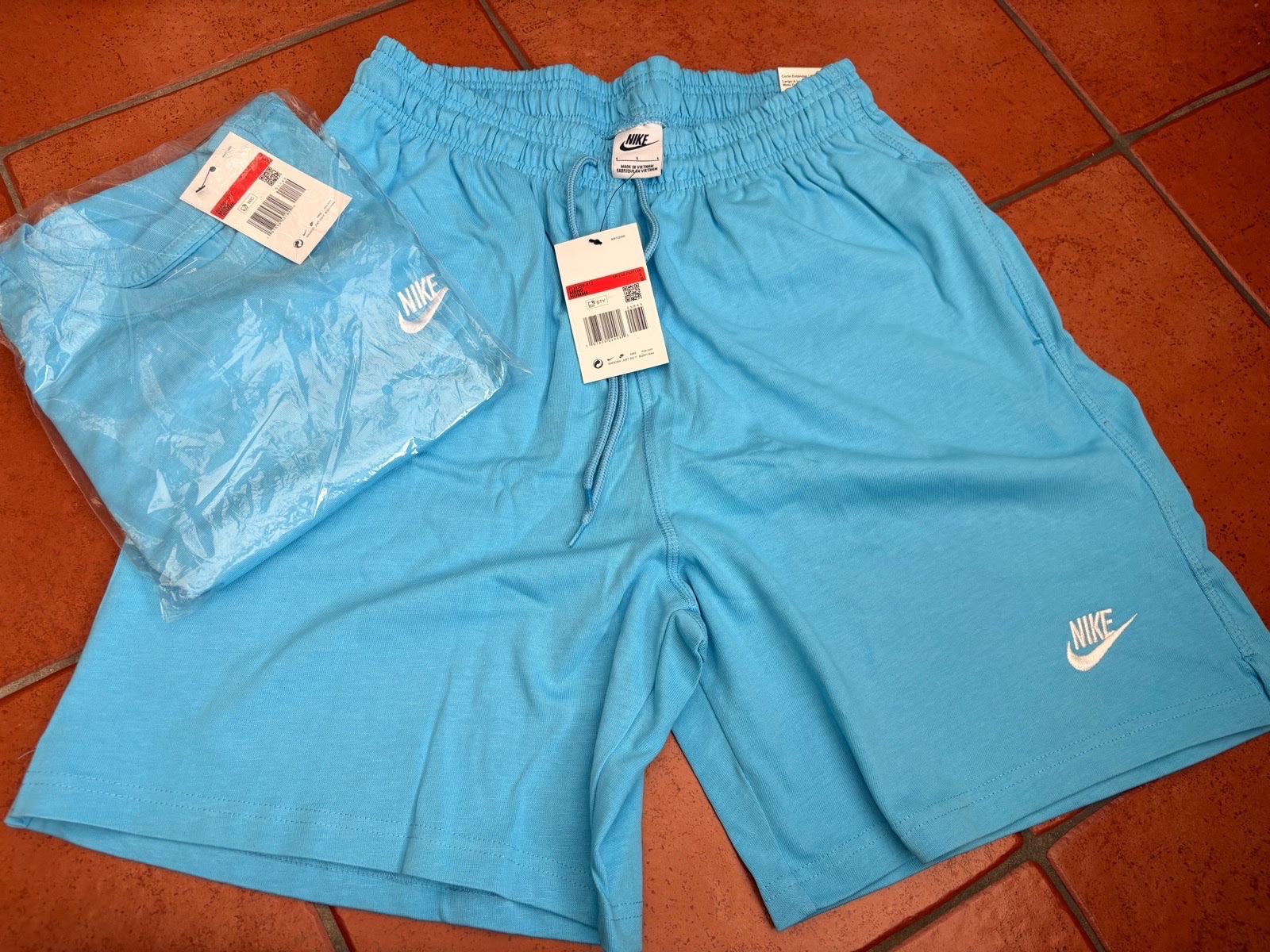 Nike short tracksuit set
