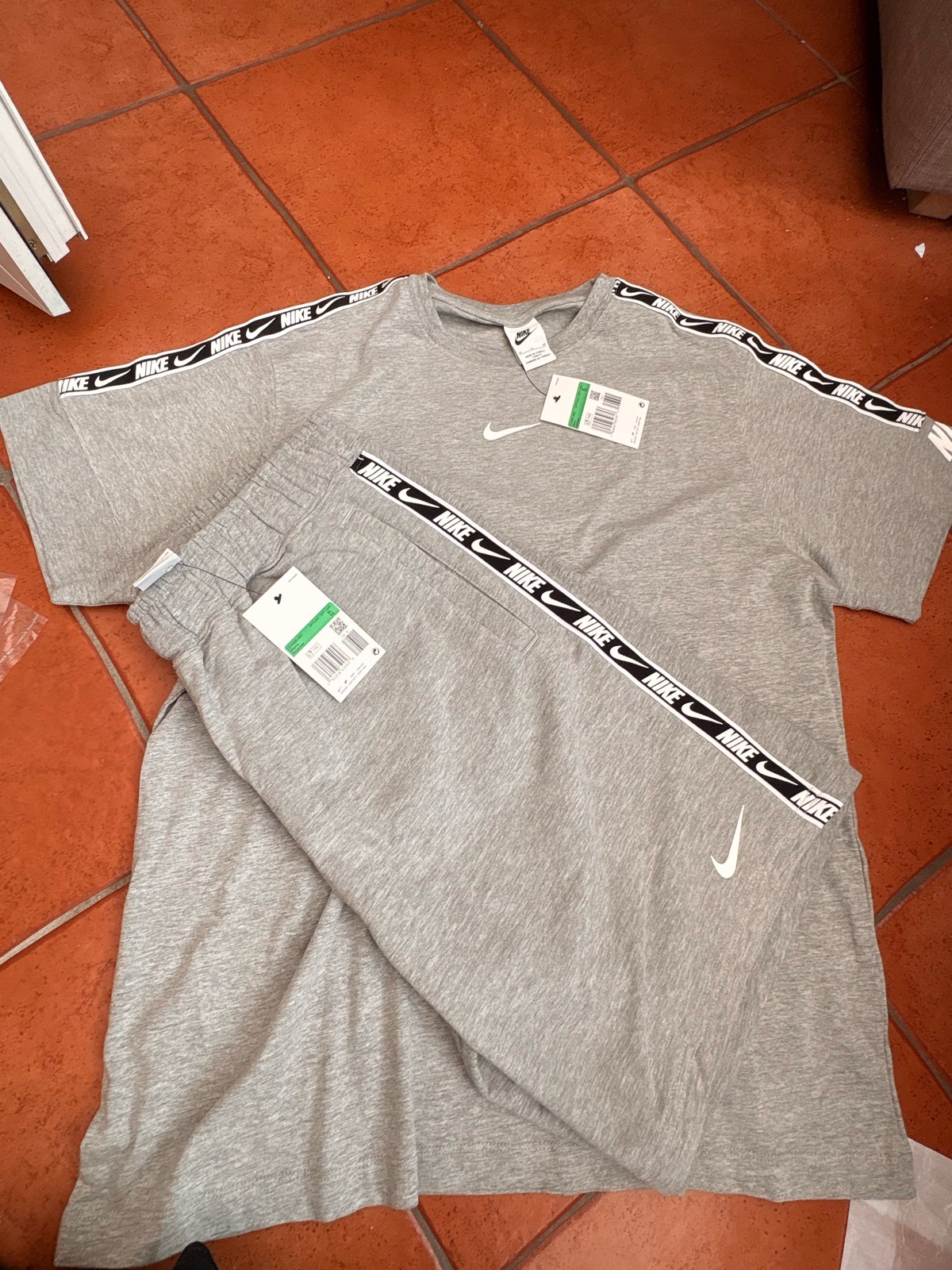 Nike Tapered Short Tracksuit Set
