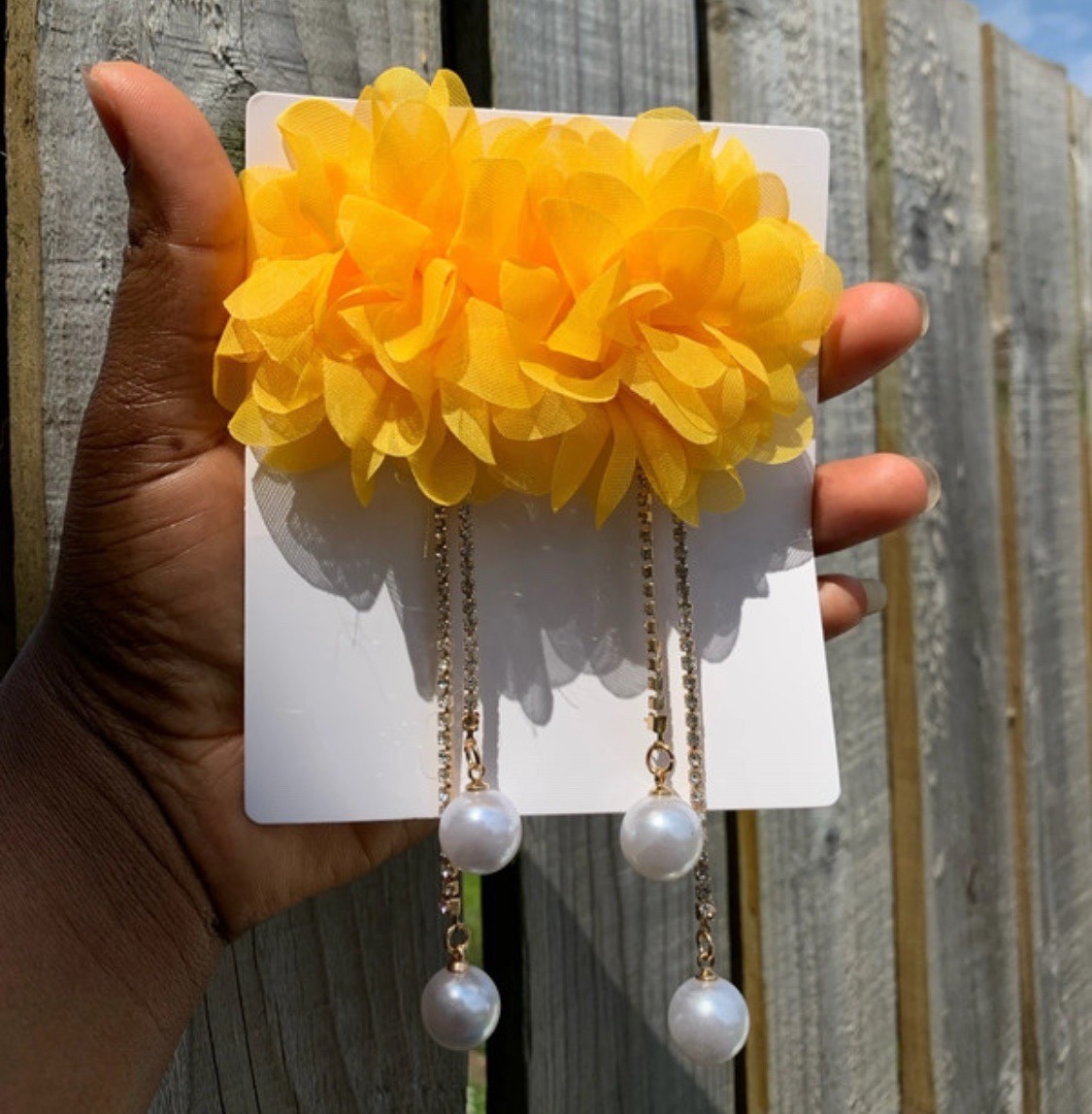Women’s floral drop earrings