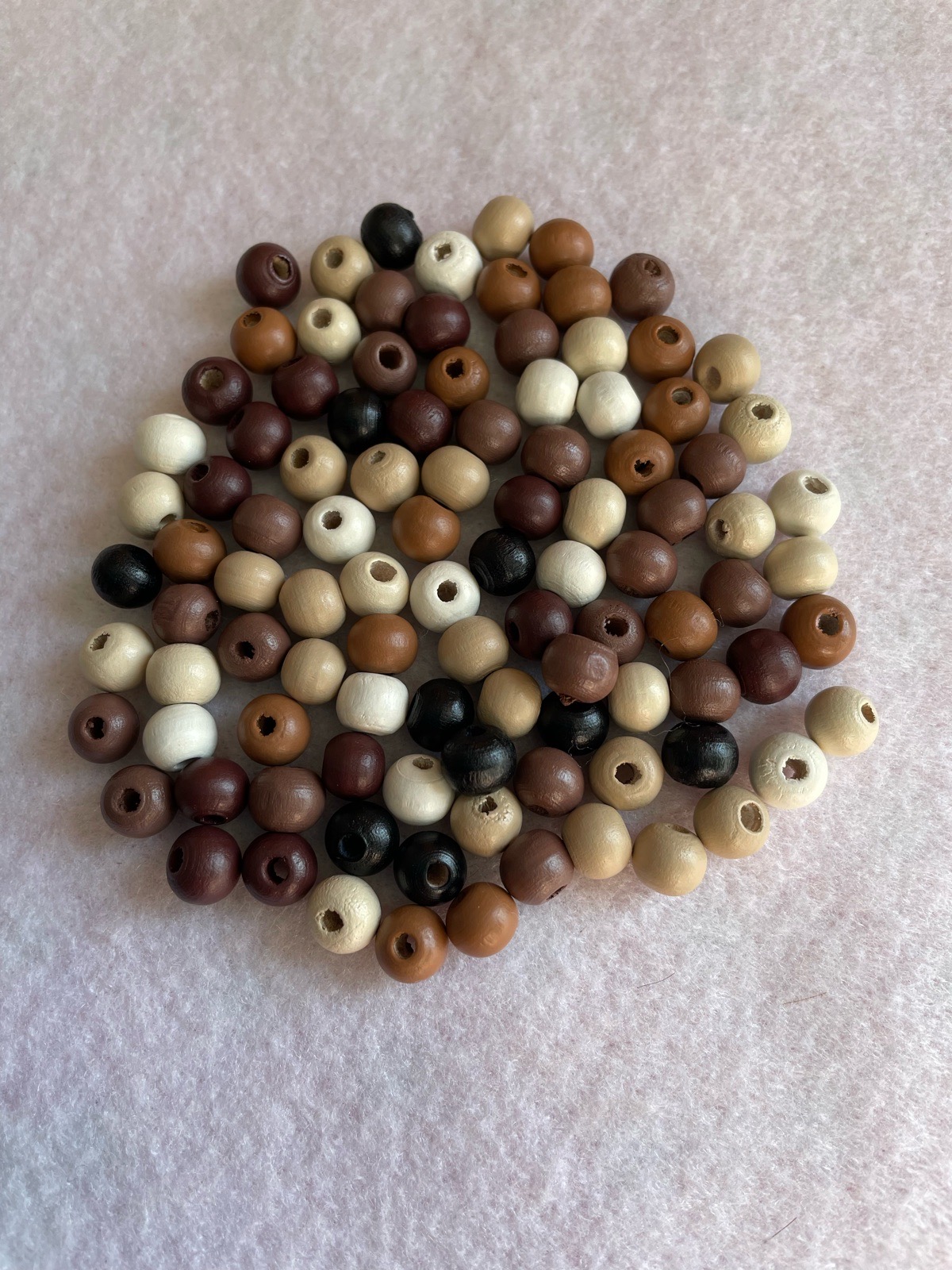 100 x Rustic Round Wooden Beads in 5 Shades of Brown (8mm)