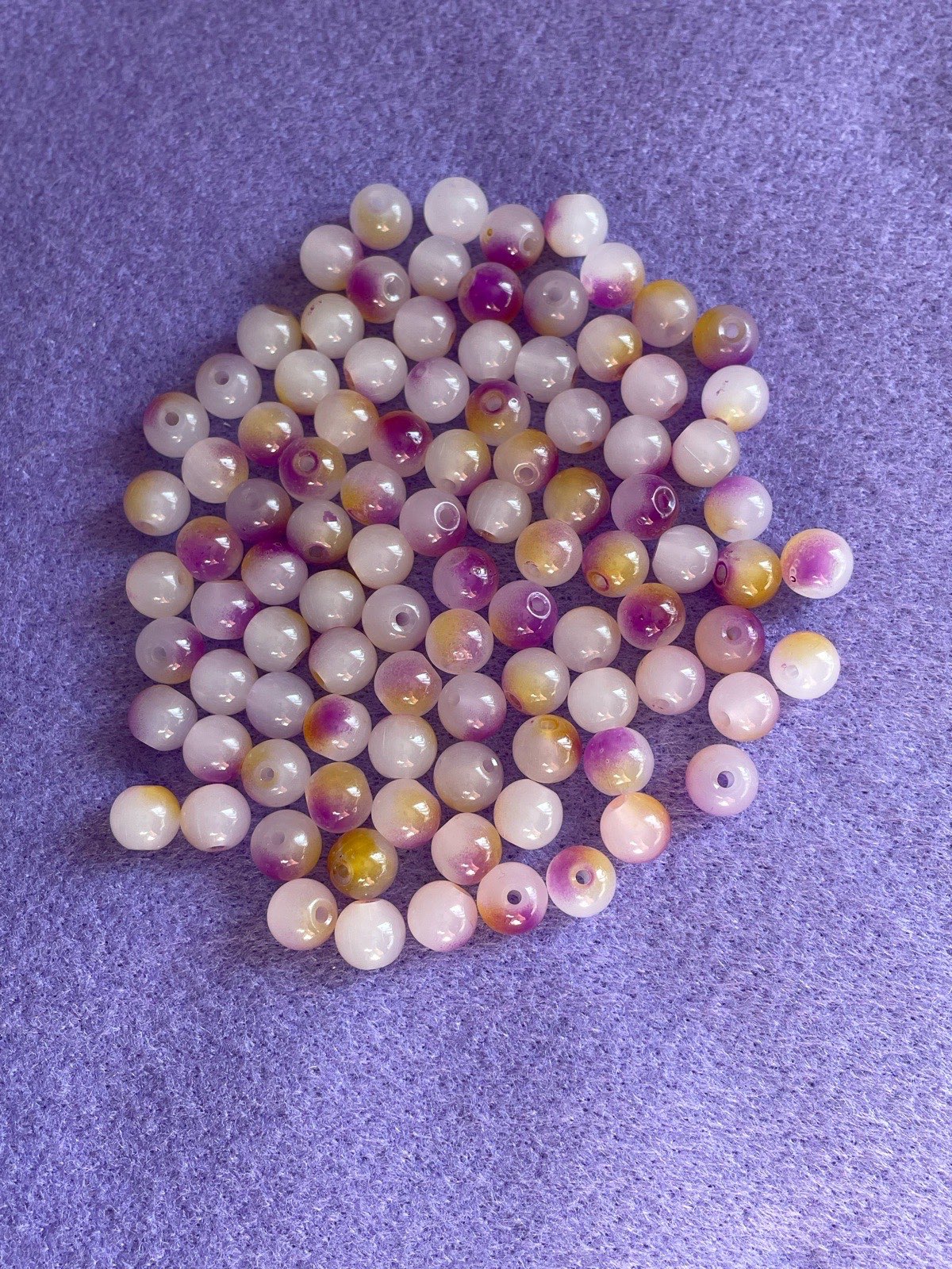 98 x Quality Purple/Yellow Round Glass Beads (8mm)
