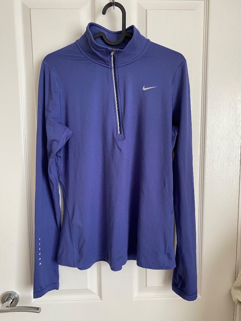 Nike dri fit quarter zip long sleeve top medium