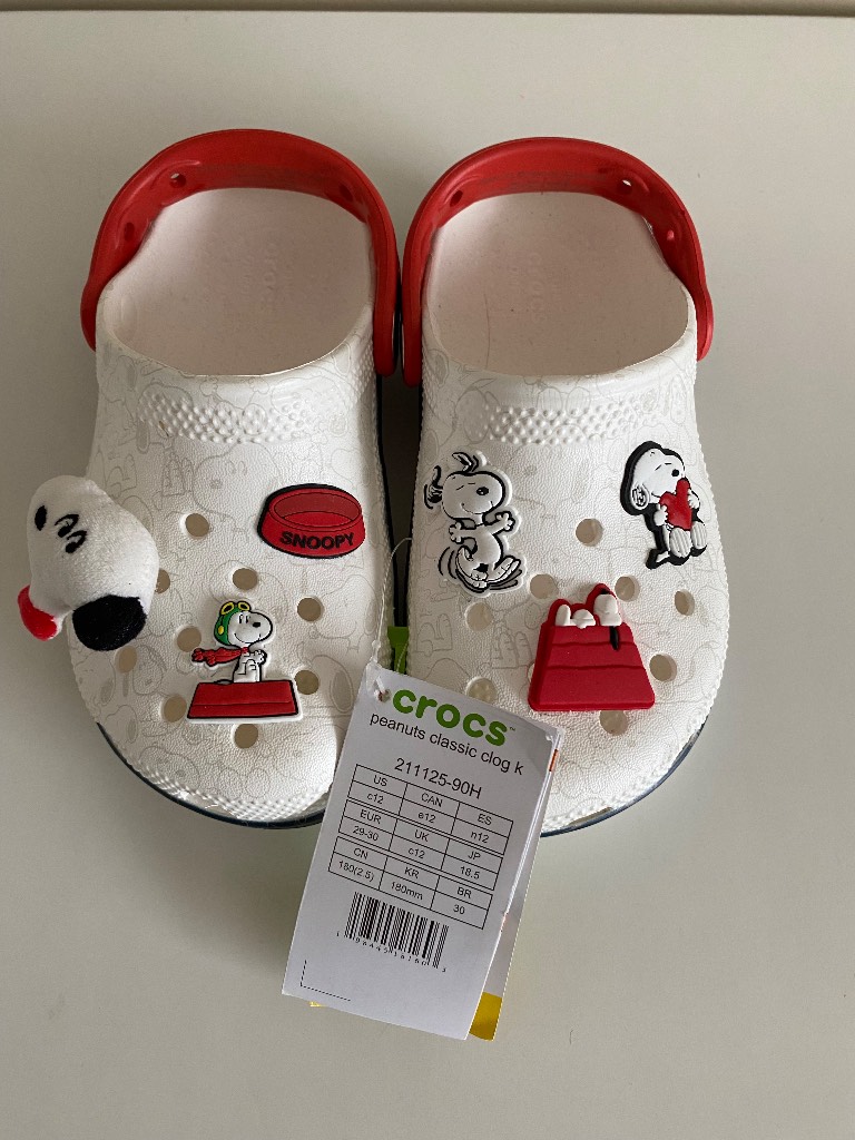 Crocs Peanuts classic clog UK12 EU29/30
