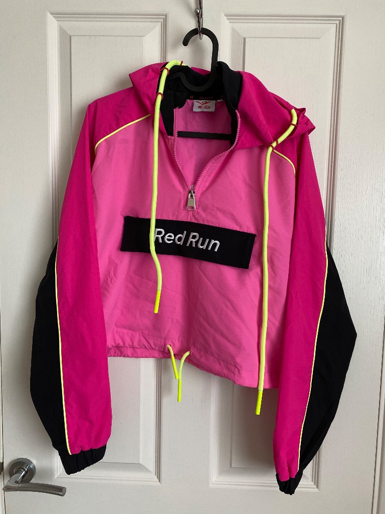 Red Run over the head jackets XS