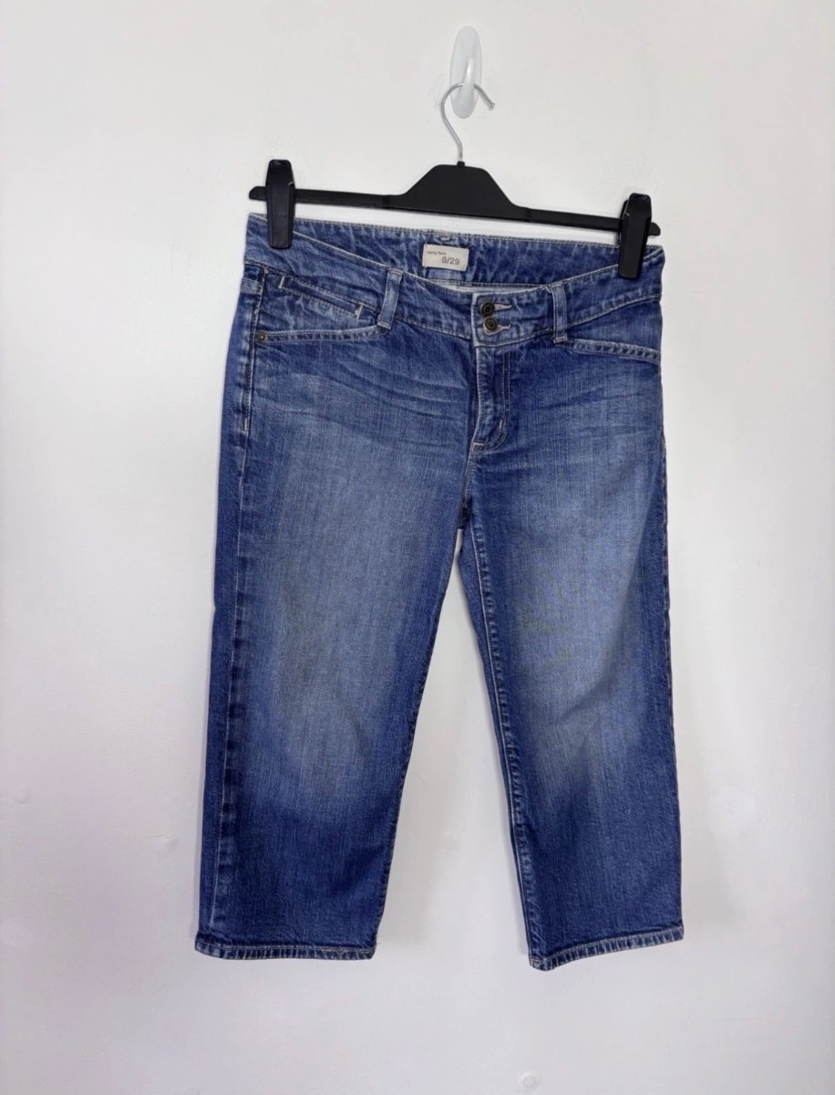 Y2K 2000’s Gap Curvy Flare Capri Low Waist Cropped Jeans Size 8 Summer