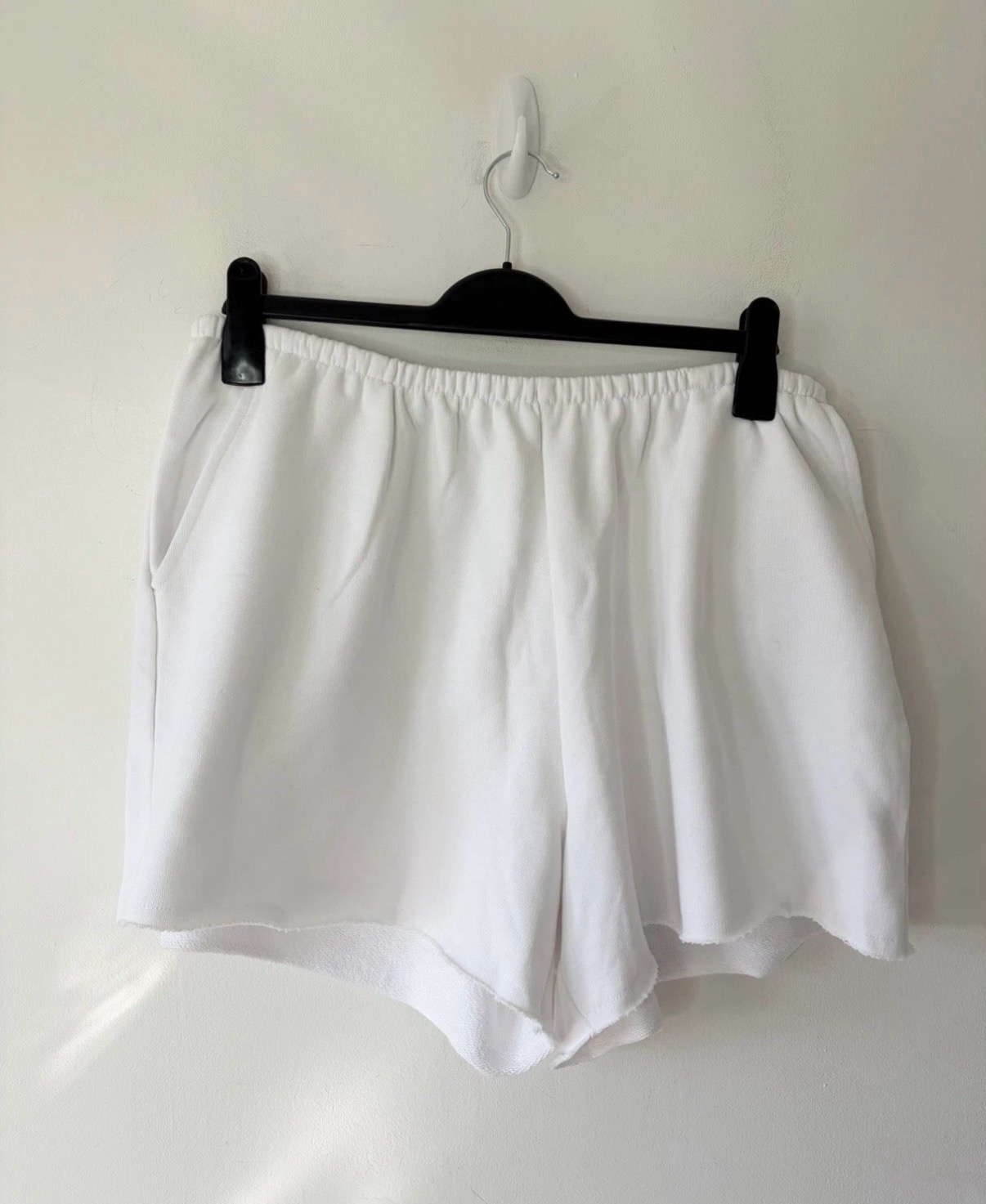 New Next Women’s White Jogger Stretchy Cotton Shorts Size Large Holiday