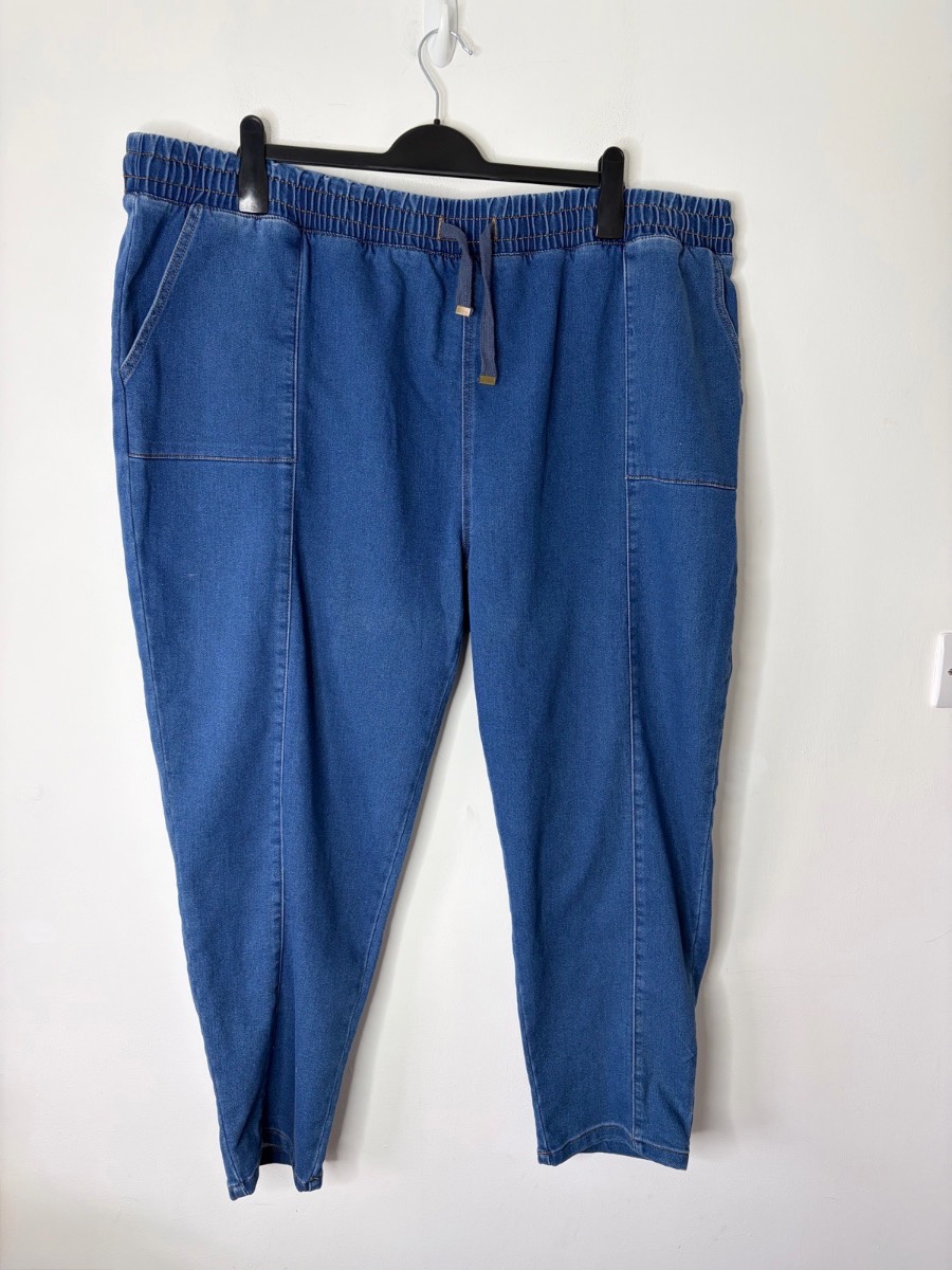 Bonmarche Women’s Blue Soft Denim Straight Jogger Jeans  Size 22