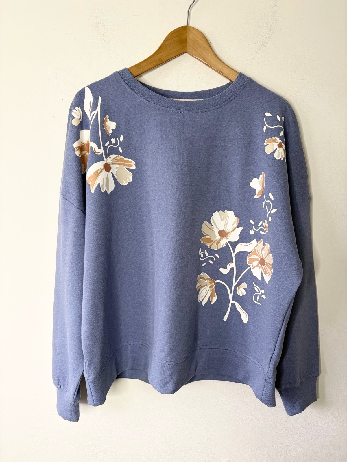 New Autonomy Women’s Blue Floral Design Sweatshirt Jumper Size 18 Gift