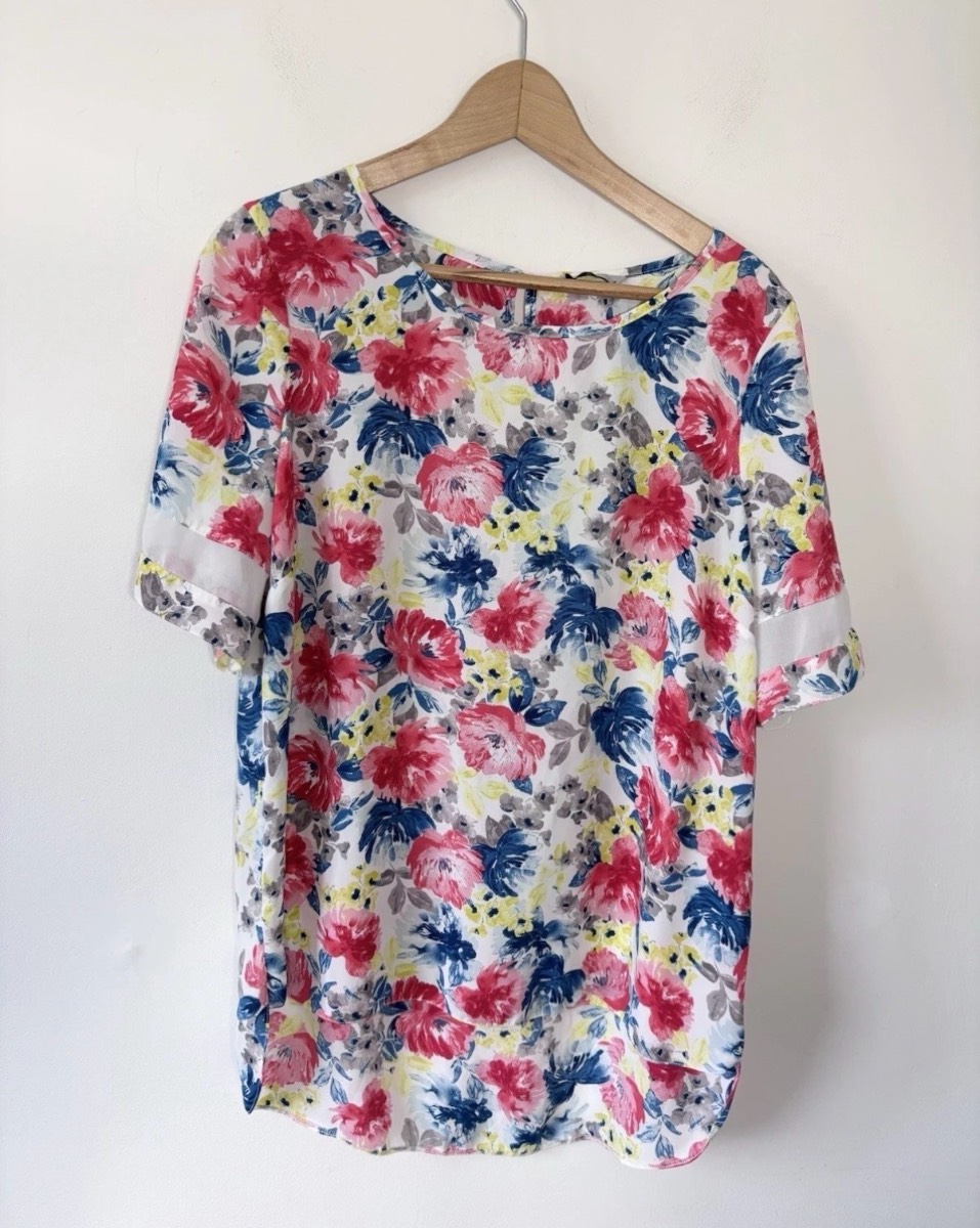 TU Women’s Pretty Multicoloured Floral Print Short Sleeved Summer Top Size 14