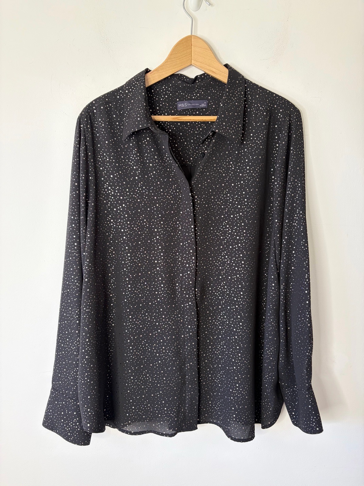 Marks & Spencer Women’s Black Metallic Spot Long Sleeved Shirt Size 20
