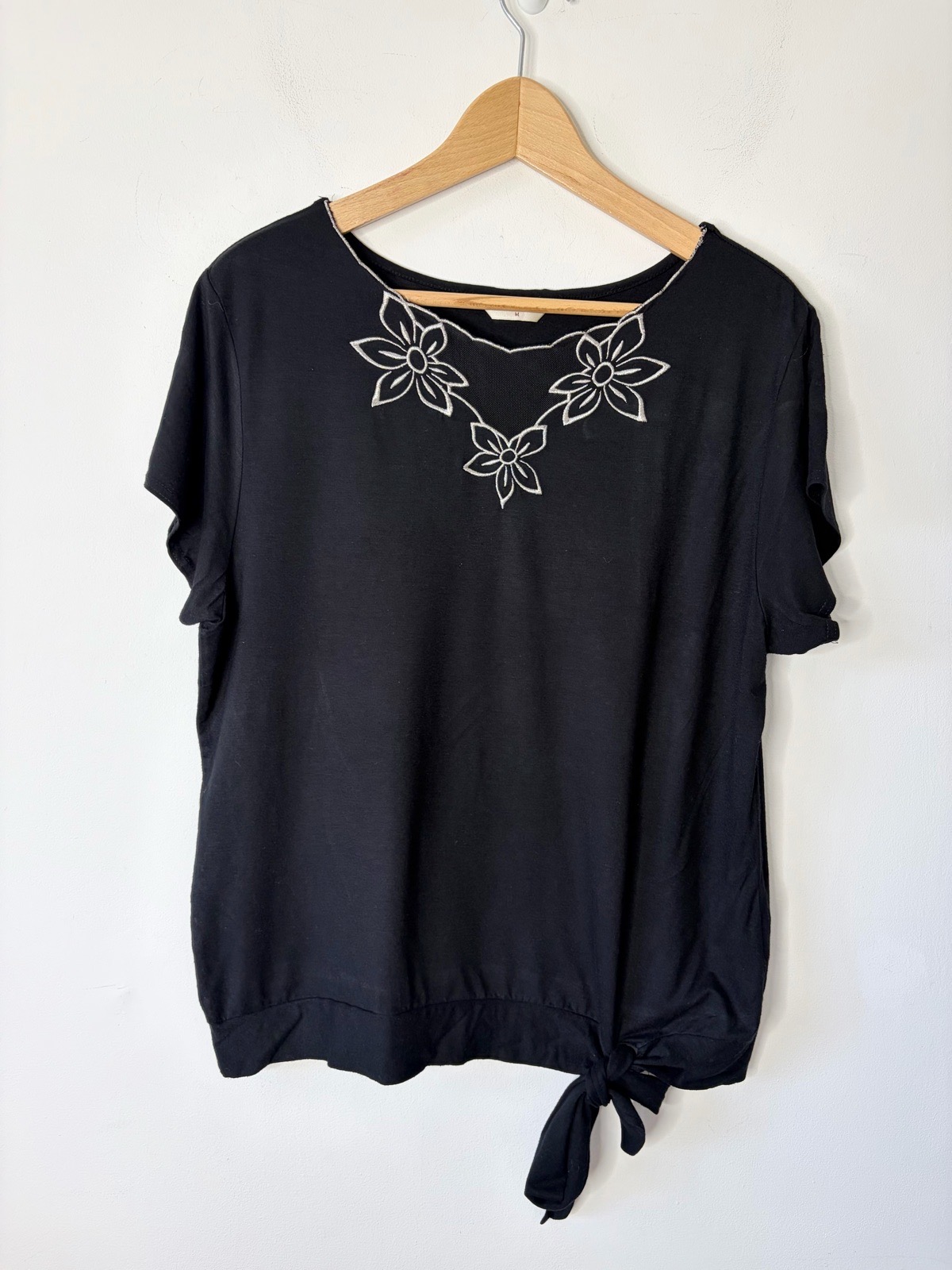 Bonmarche Women’s Black Floral Embroidery Detail Side Tie Top Size Medium