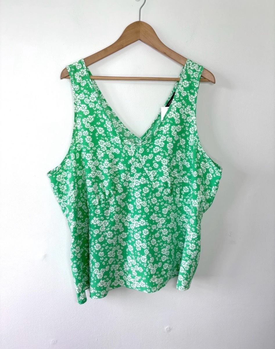 New George Women’s Striking Green Flower Print Summer Top Size 22