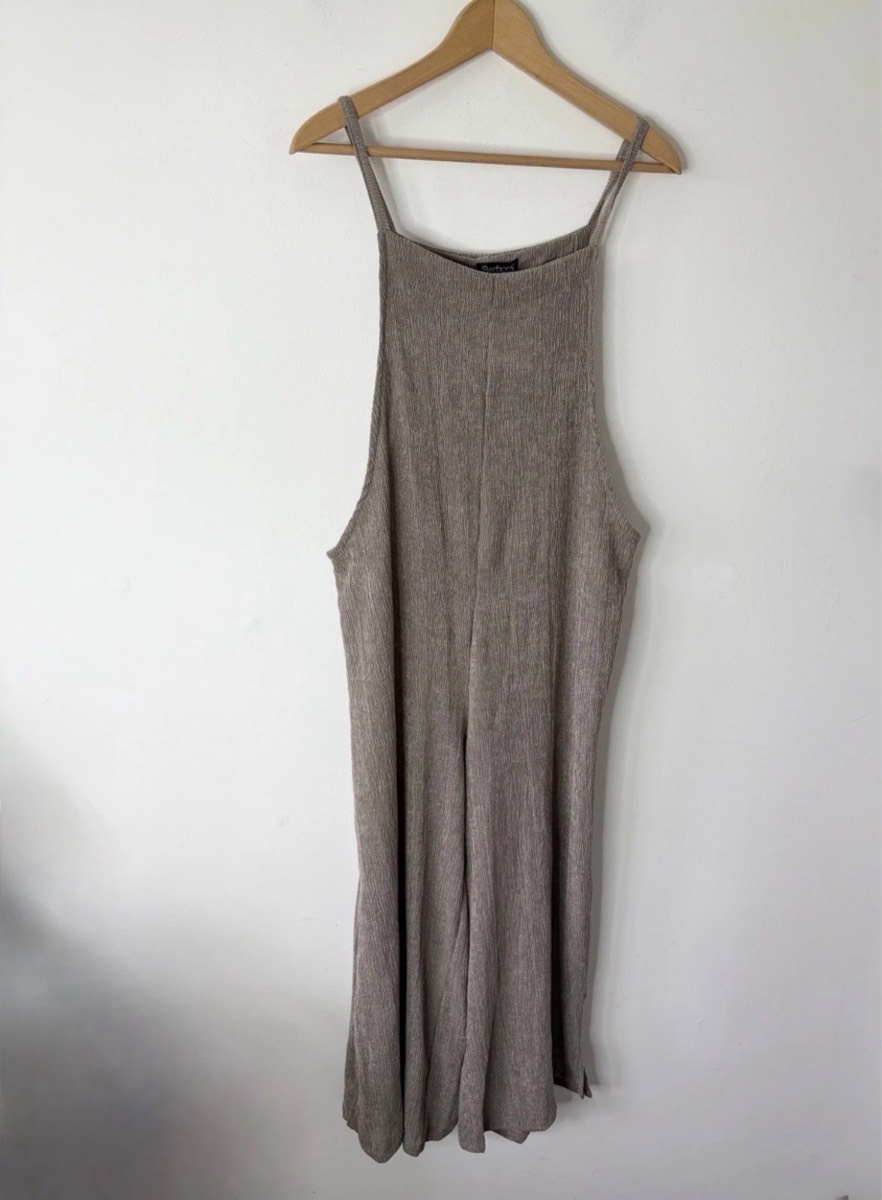 New Barbora Fashion Women’s Beige Textured Wide Leg Jumpsuit Dungarees Size Small