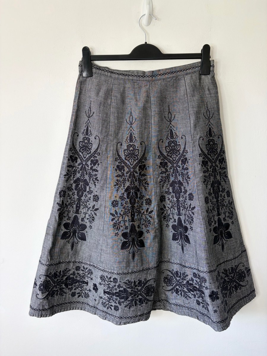 Y2K 2000’s Whimisigoth Bohemian Next Embroidered Grey Chambray Skirt Size 10 Petite