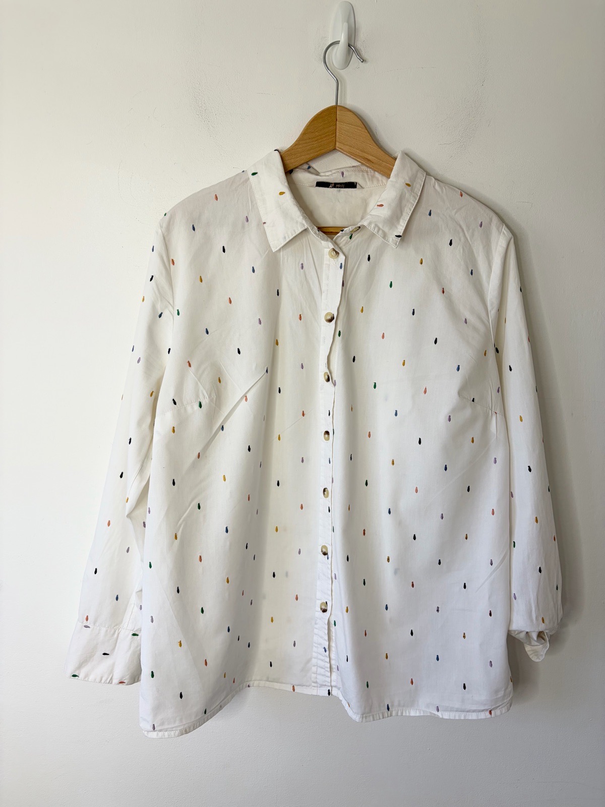 TU Women’s White Rainbow Embroidery Long Sleeved Smart Causal Shirt Size 18