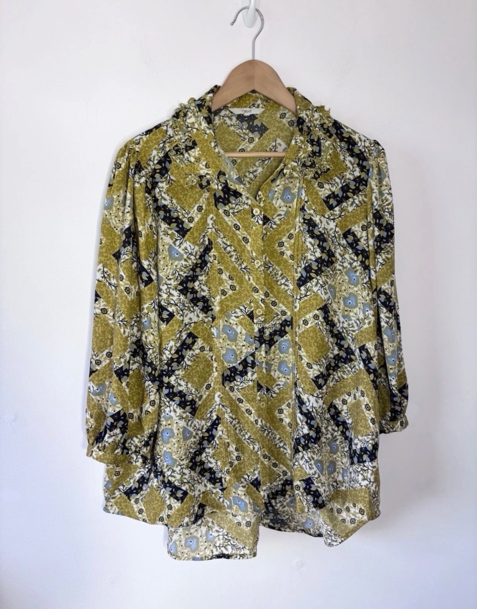 Next Women’s Pretty Mustard Flower Print Ruffled Collar Blouse Size 20