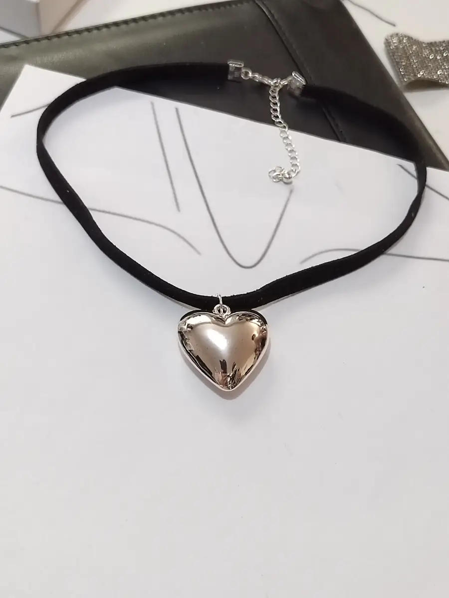 Puffy Heart Pendant Choker Necklace