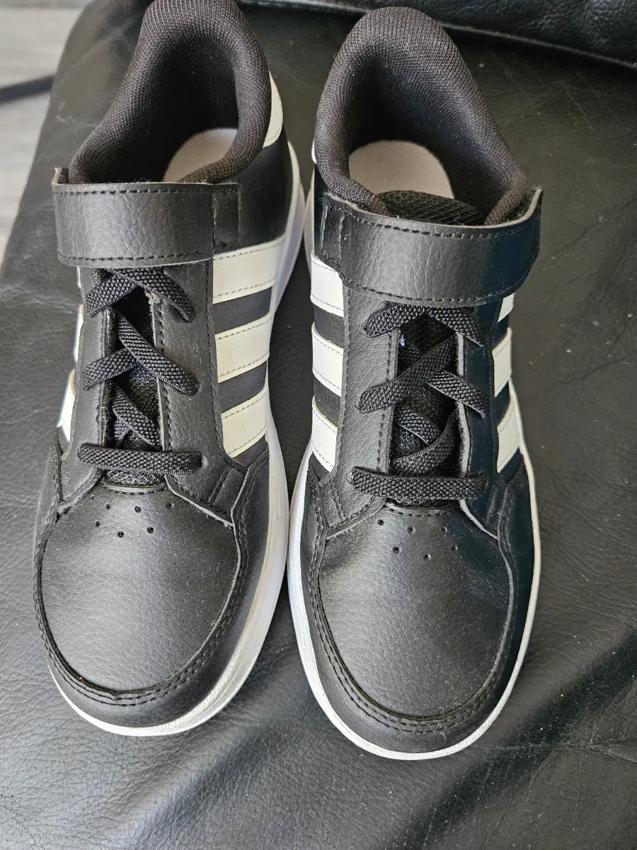 Black and white adidas trainers size 2.5
