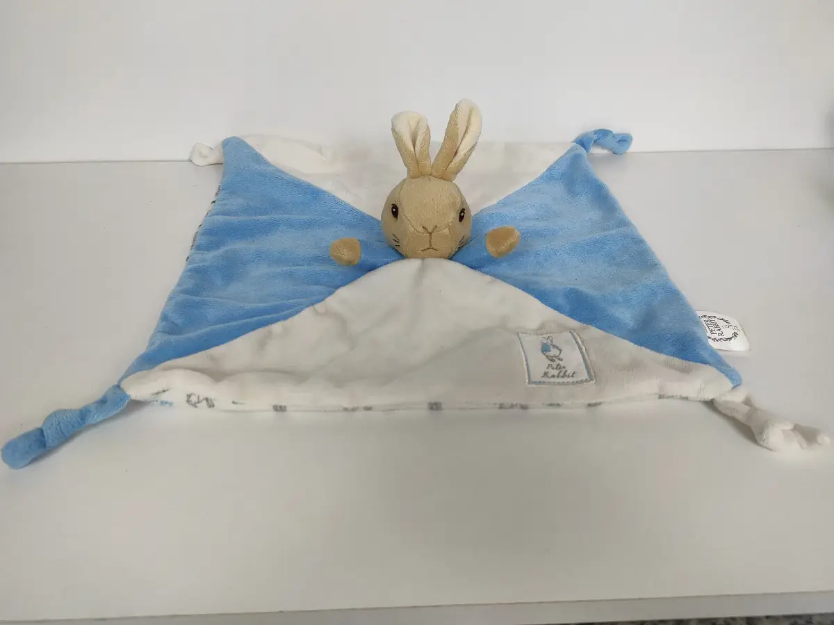 Rainbow Designs Peter Rabbit  Comforter  Soft Toy Plush