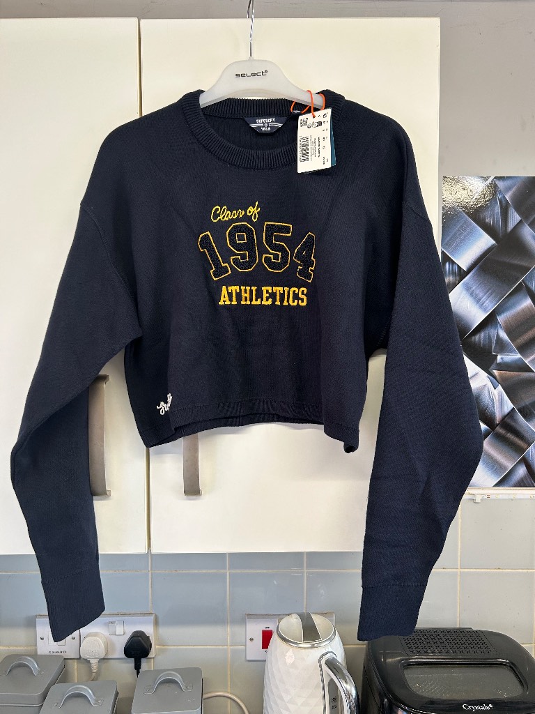 Superdry crop top Brandnew with tags