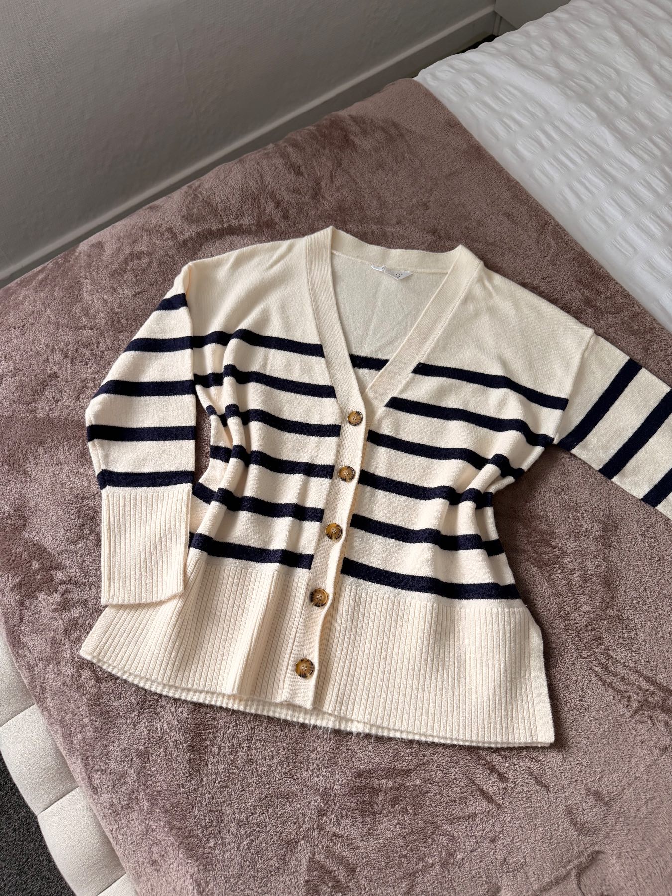 Miso cream navy cardigan UK10
