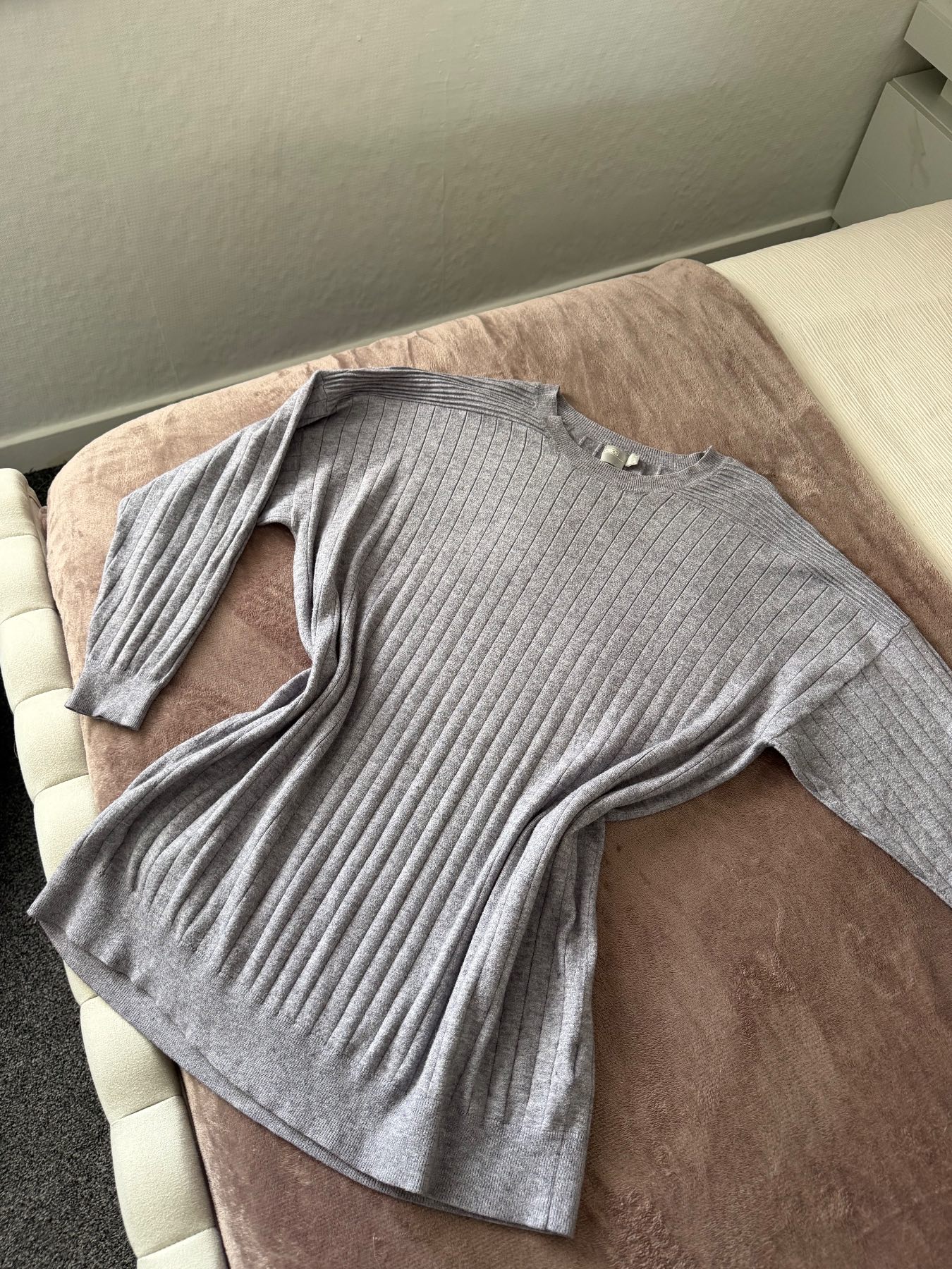 Asos grey knitted jumper UK14