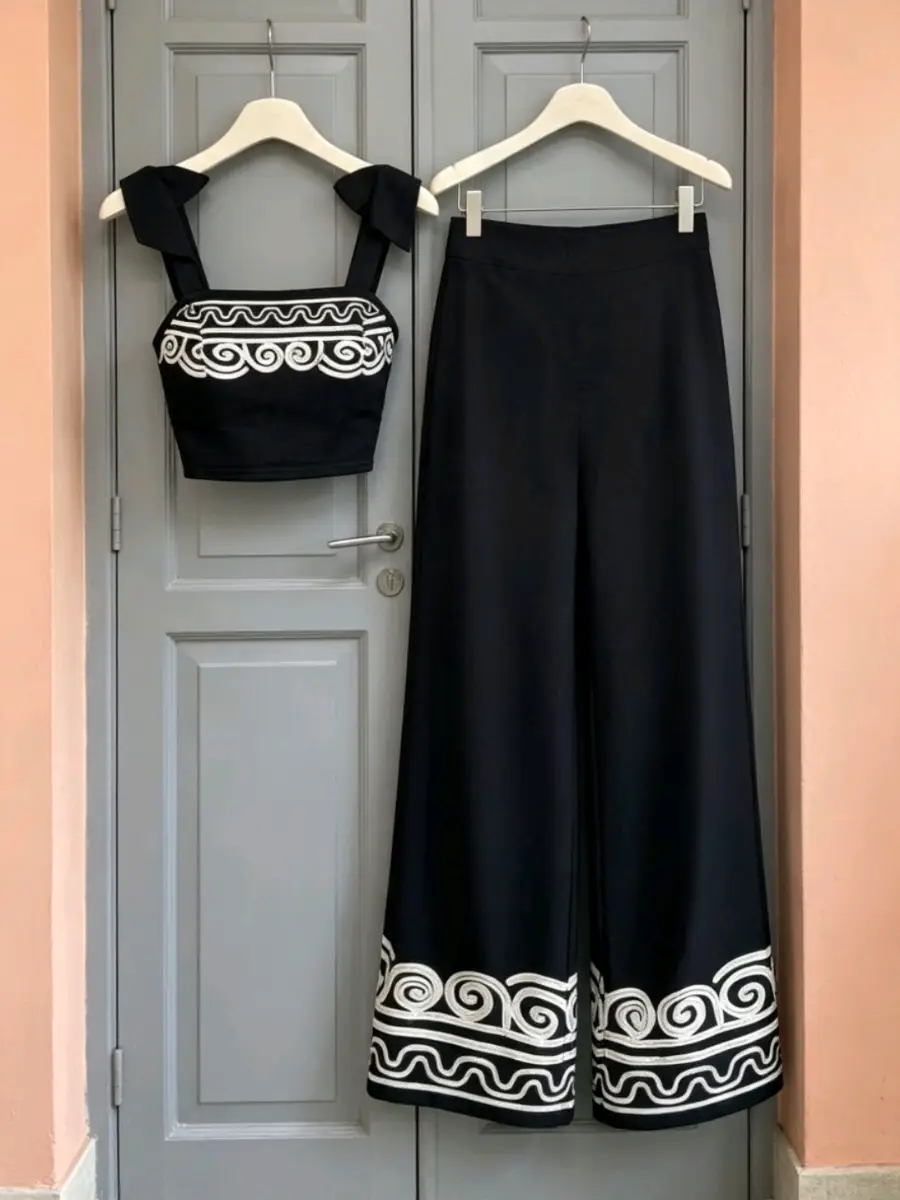 Wide-leg trousers and top set Size 16