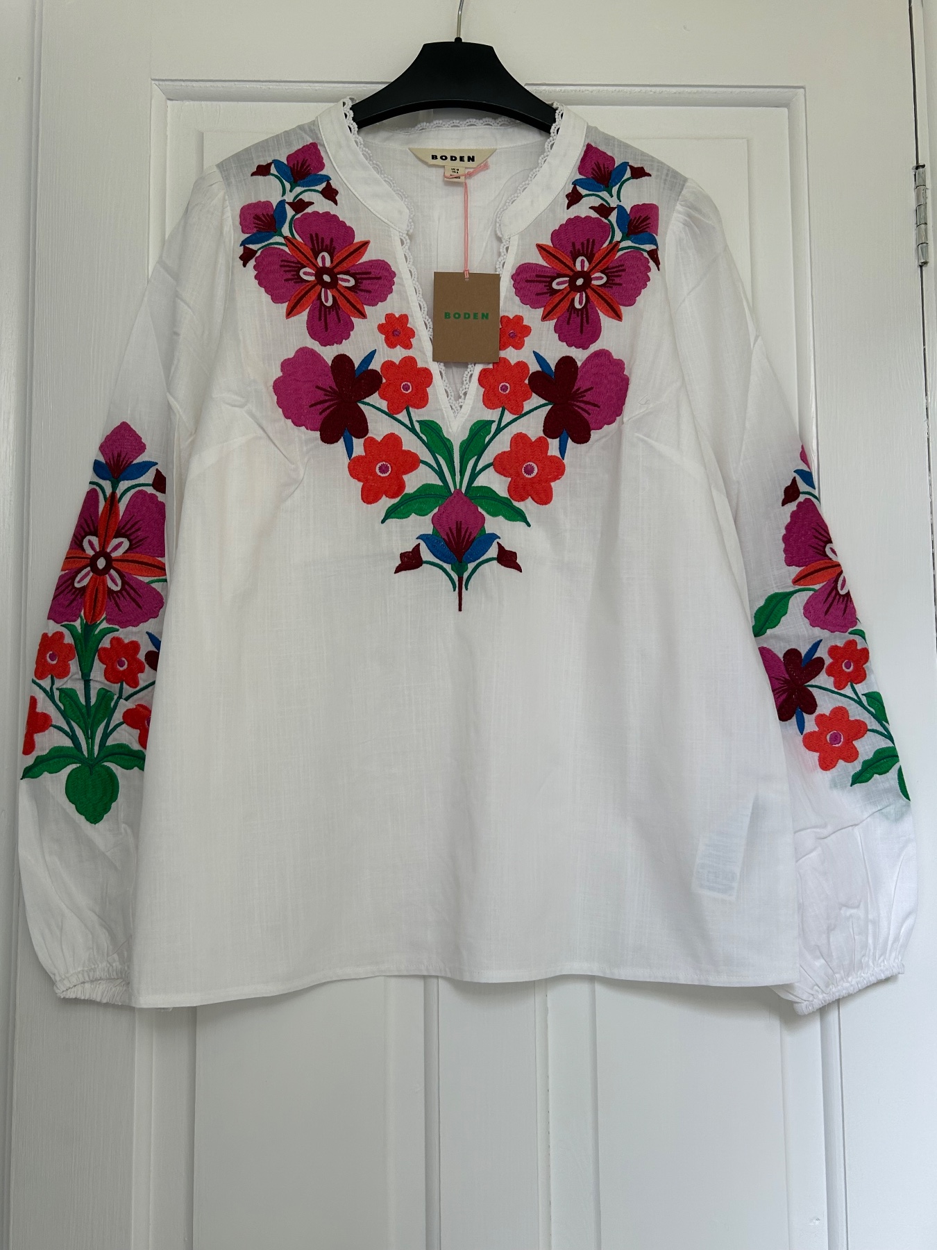 Boden Embroidered Notch Neck Top Placement Floral Embroidery - Size 14 New BNWT