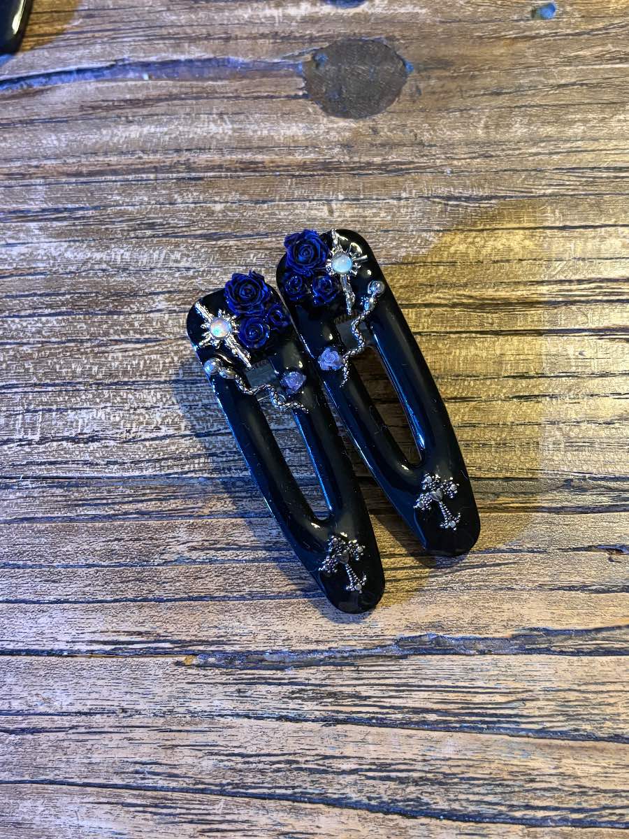 2 x alt indie gothic rose star hair clip slides