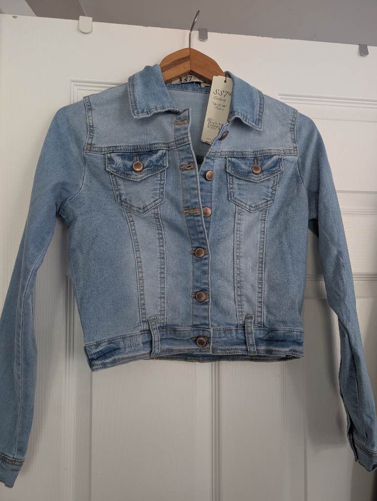 SS7 Cropped denim jacket size 6