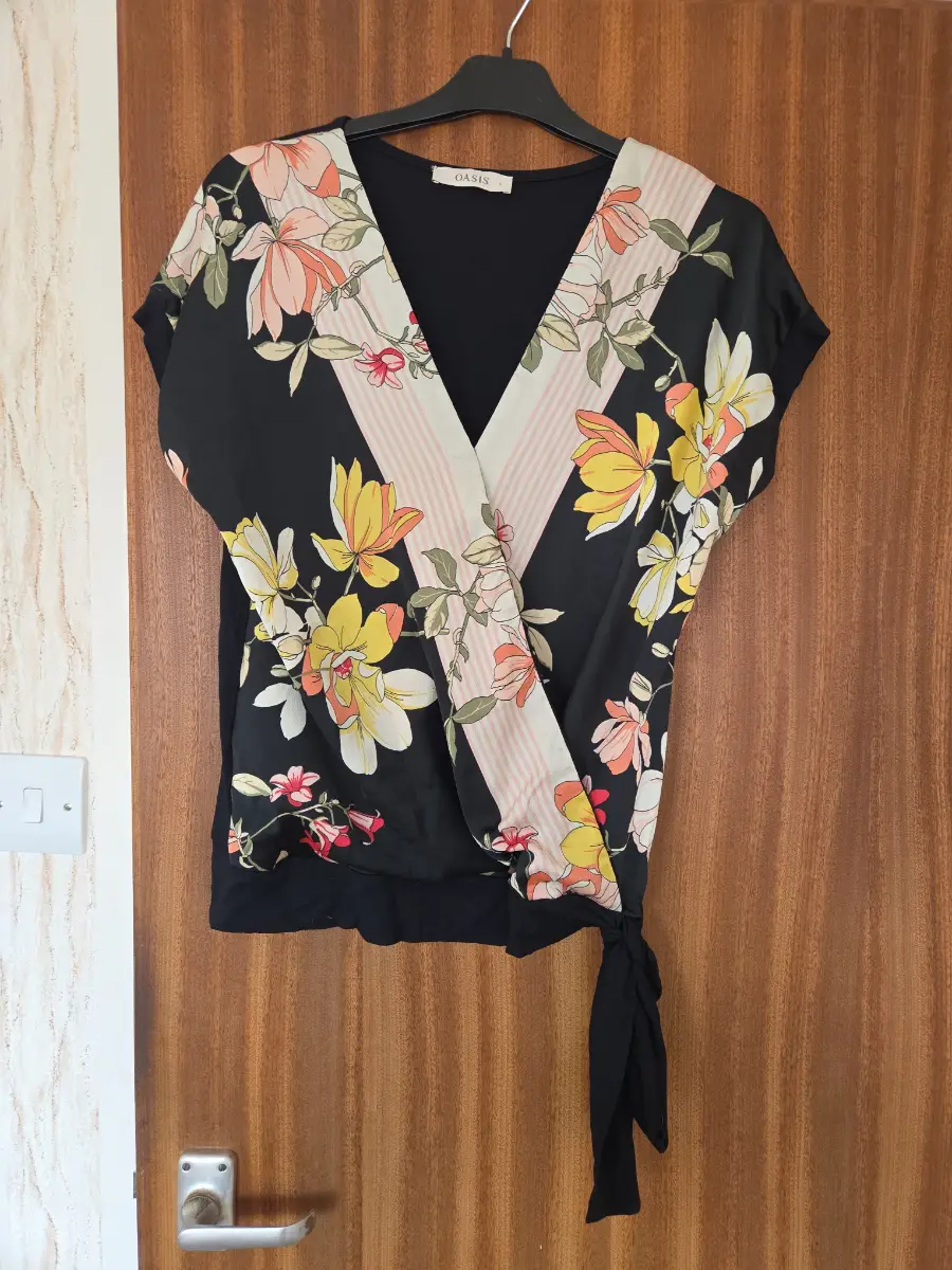 Oasis blouses