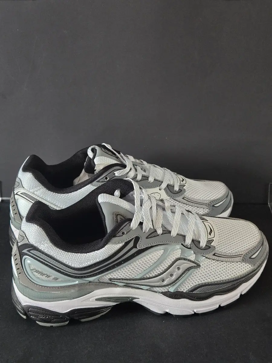 Saucony ProGrid Omni 9
