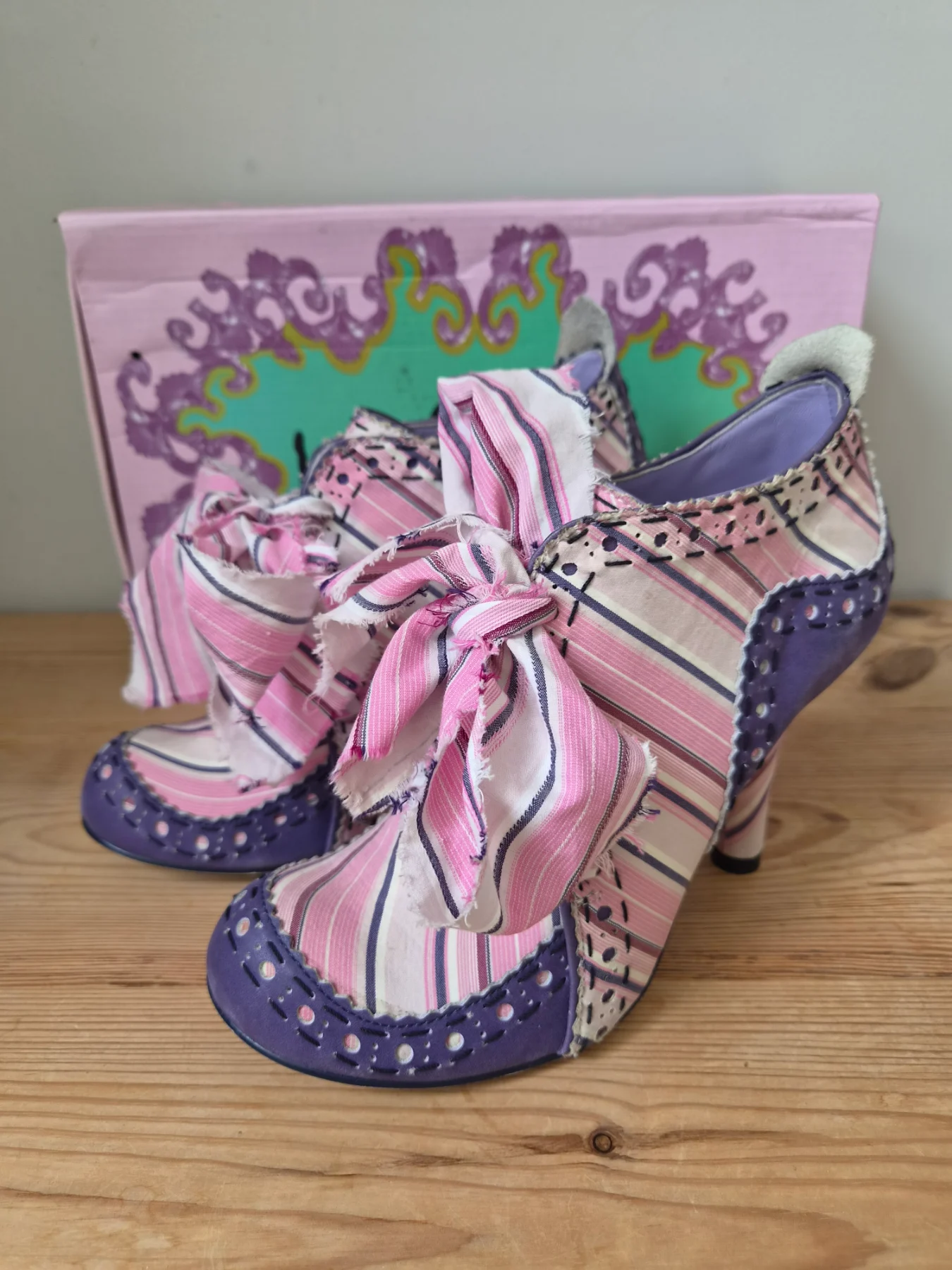 Vintage 2007 Irregular Choice “Iced Gem Abigail” Heels – Size 40 – Pink