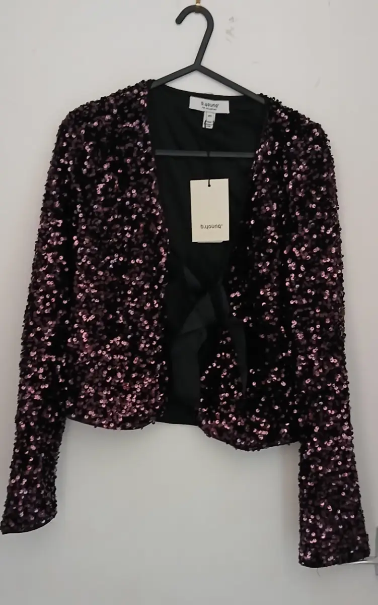 B Young palliat Bow Jacket