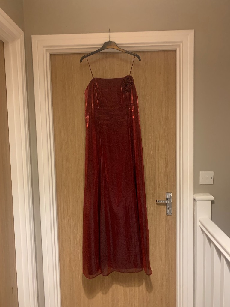 Size 12 debut red burgandy prom bridesmaid dress