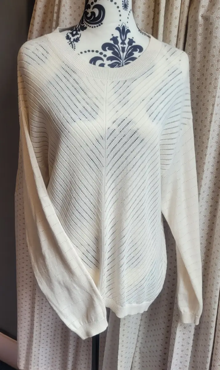 Avenue White Pointelle Knit Jumper Size 12-14