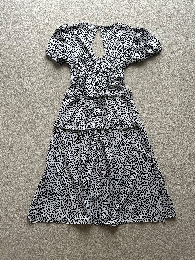 Boohoo Dalmatian Print Puff Sleeve Midi Dress size 10