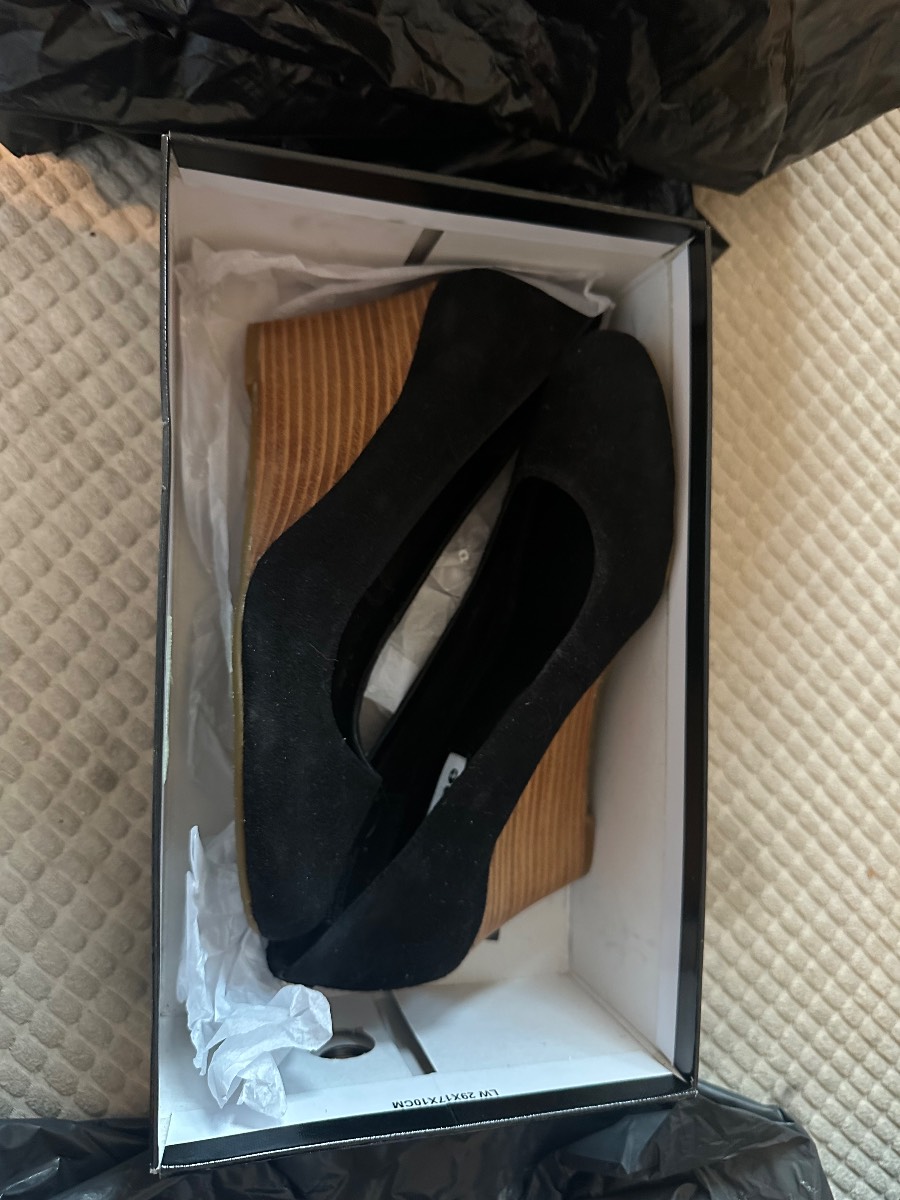 Dune heels