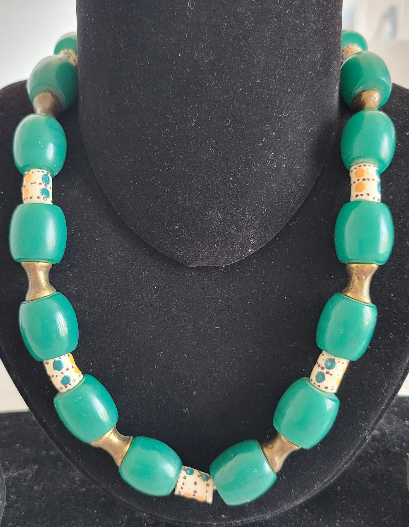 Vintage lucite necklace