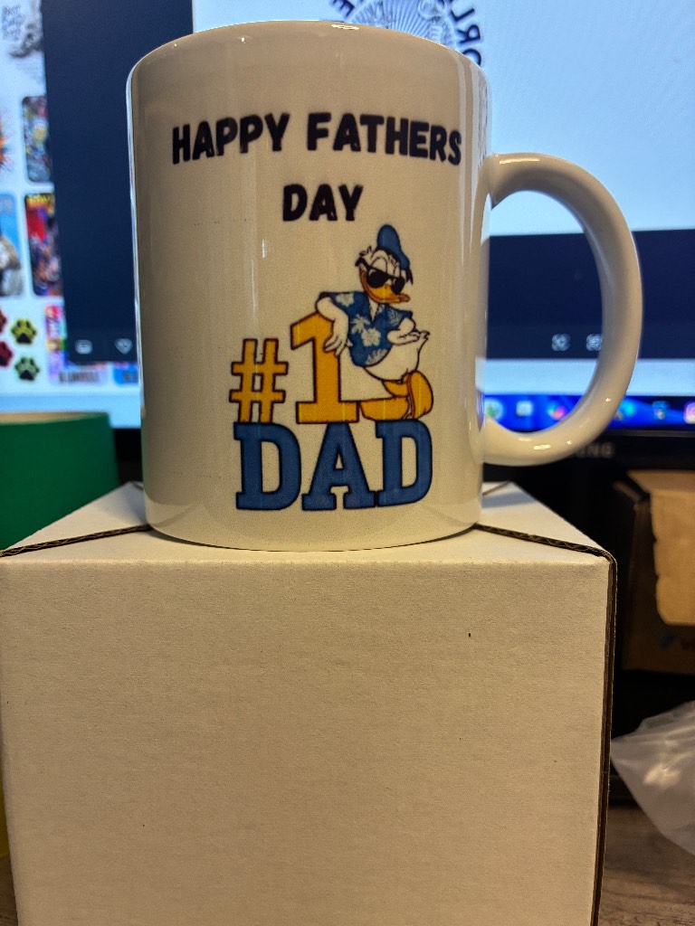 1 x Donald Duck no1 dad mug