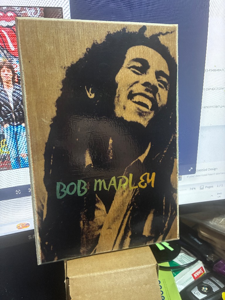 Bob Marley wall plaque