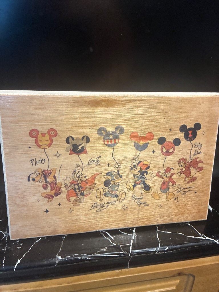 Wooden wall plaque
