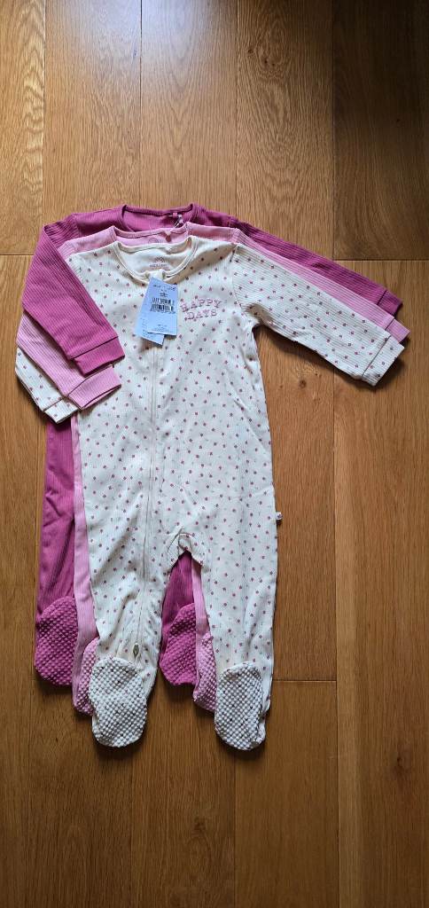 Sleepsuits pack with grips 12-18