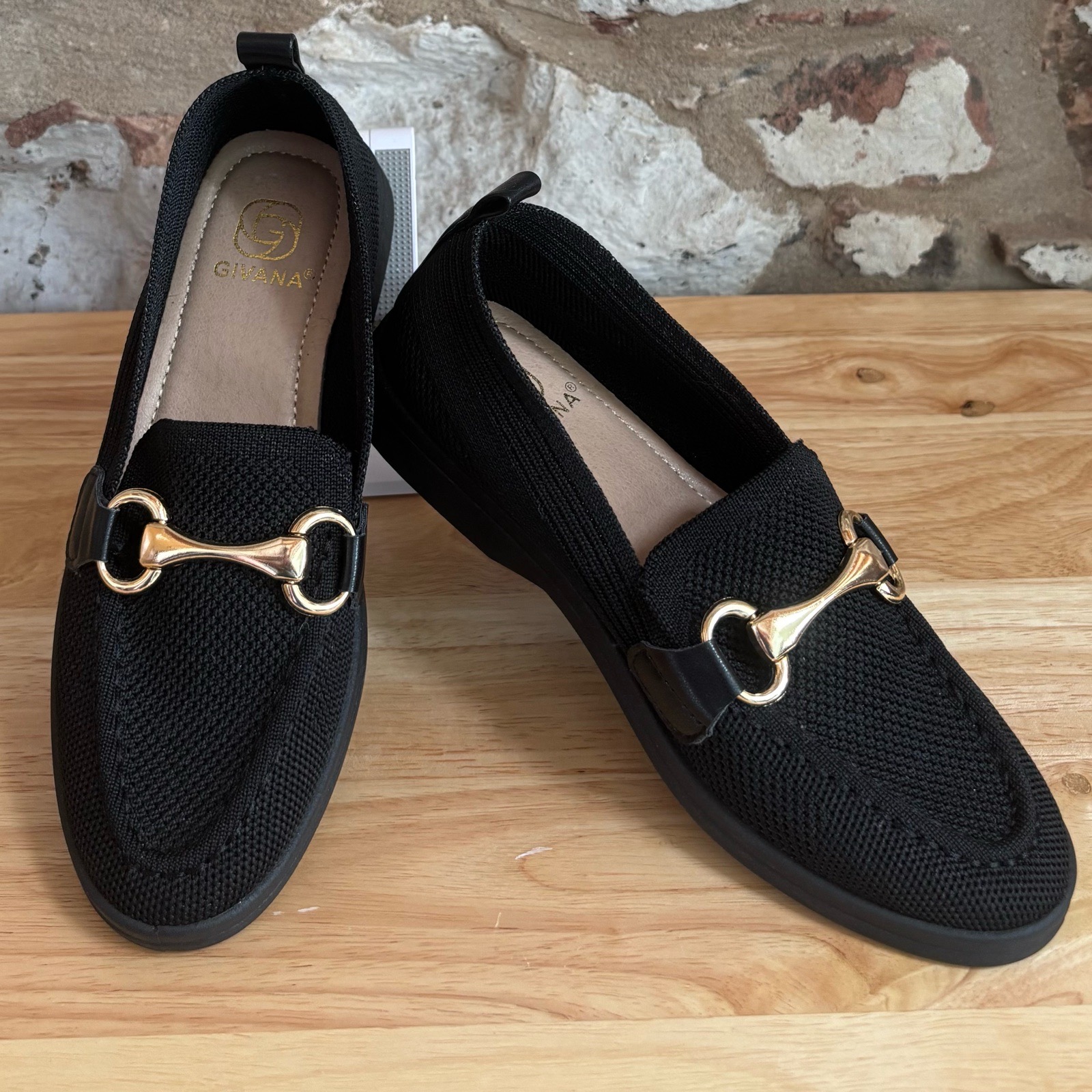 Givana Black Gold Horsebit Loafers UK 3.5 EU 36 Work Preppy Classic School
