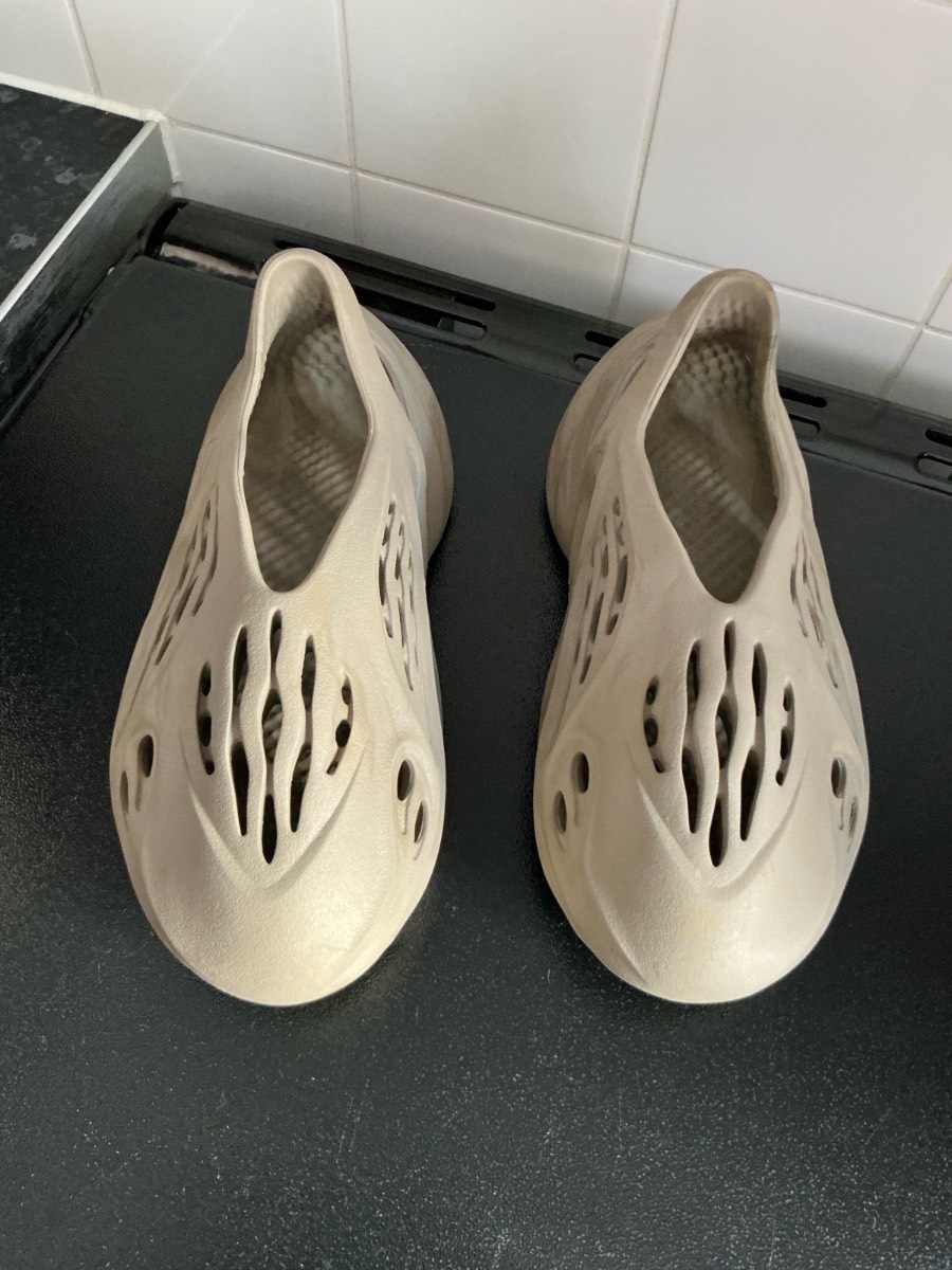Yeezy Foam RNNR Beige Stone Marbled US 6 UK 5.5 Vgc