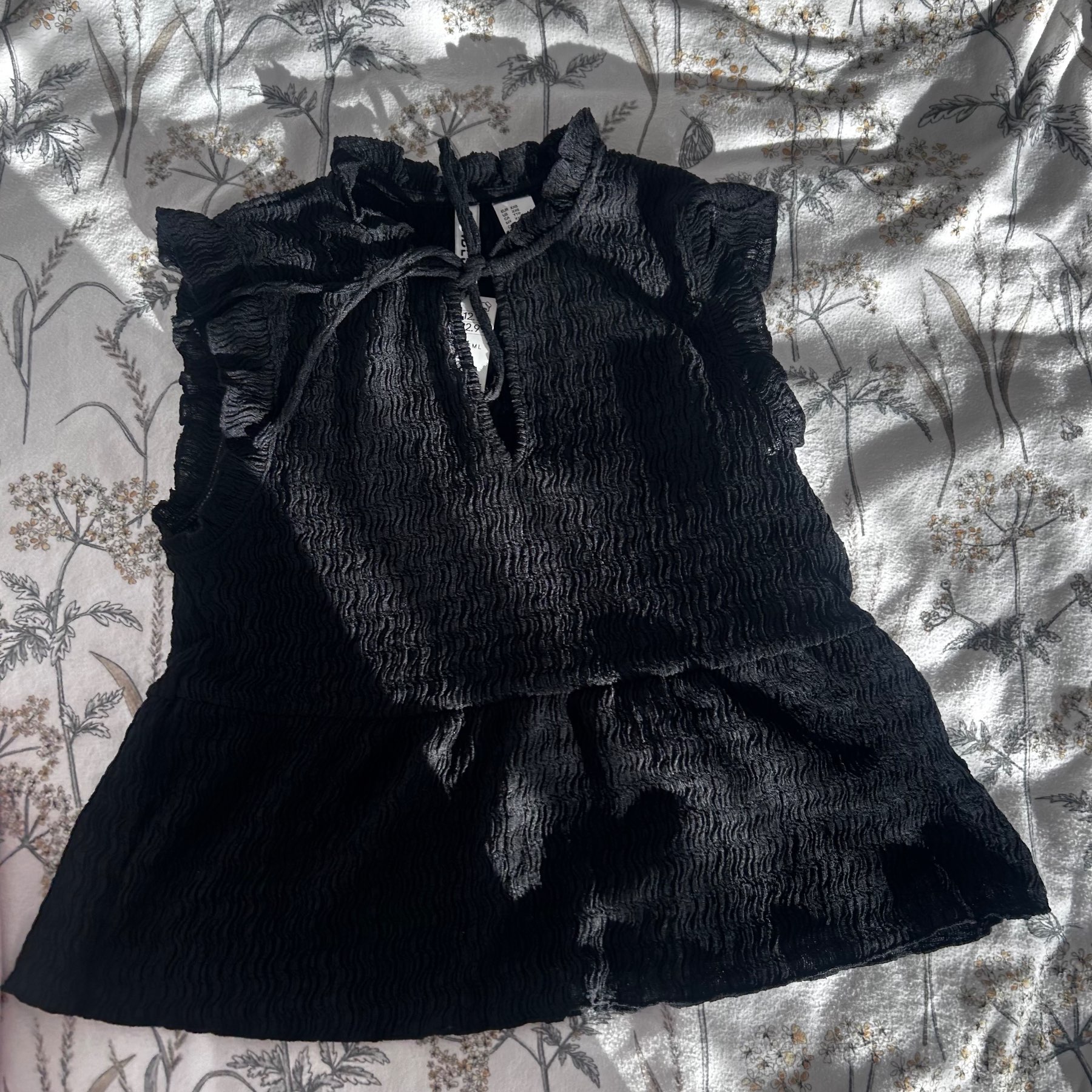 H&M tieup blouse