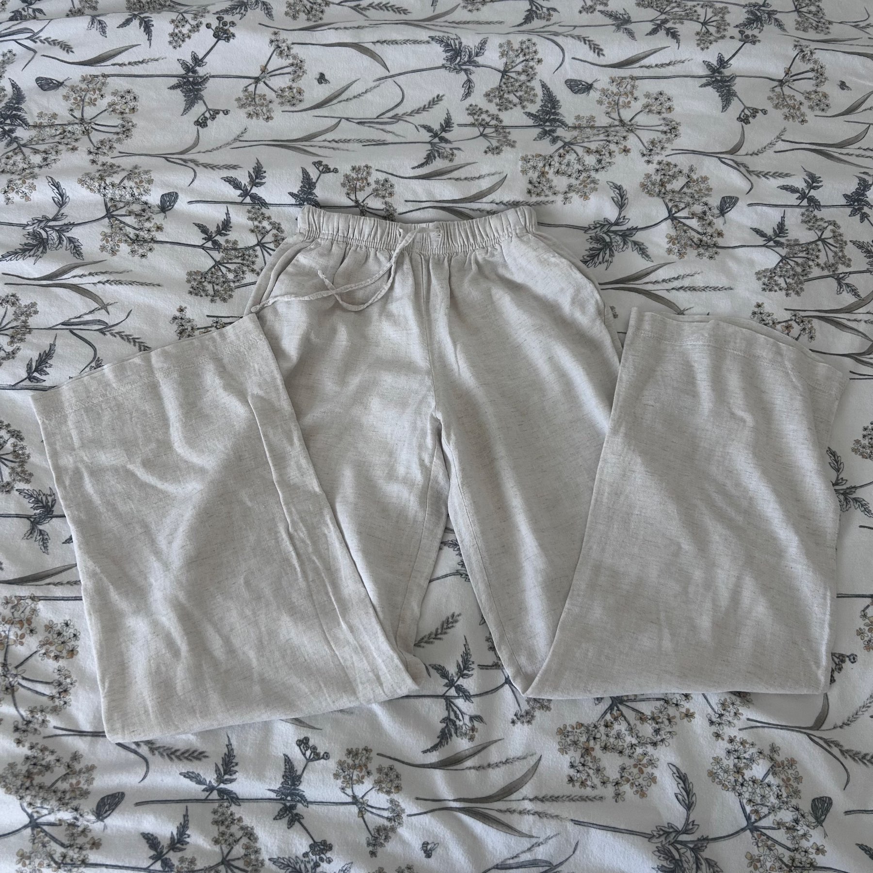 Bershka linen cream trousers